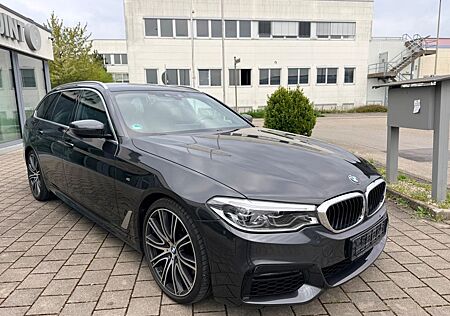 BMW 540 i xDrive M Sport TV Fond Entertainment Stdh