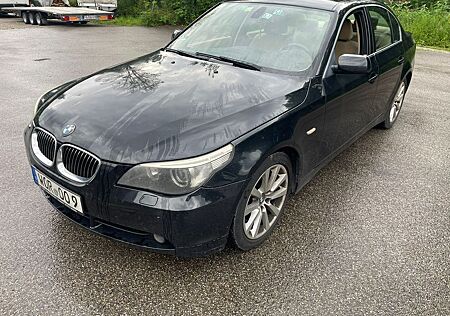 BMW 520d Automatik Leder NAVI Xenon EURO4 Parktronik