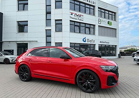 Audi SQ8 TFSI quattro + STANHEIZUNG+AHK+PANO+B&O
