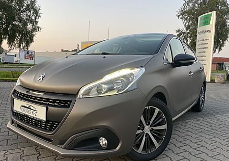 Peugeot 208 Allure Leder PanoramaPDC MFL Lackierung MAT