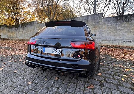 Audi RS6 4.0 TFSI PEEFORMANCE CERAMIC B&O MATRIX PANO