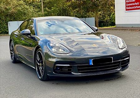 Porsche Panamera 4S Diesel Sportpaket 2.Hand GR Approved
