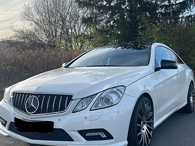Mercedes-Benz E 350 Coupé AMG Optik