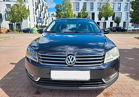 VW Passat Volkswagen 2.0 TDI 4MOT Comfortline BMT Variant ...