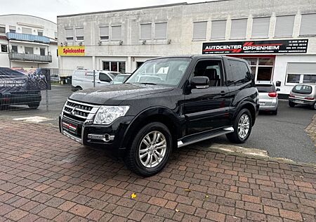 Mitsubishi Pajero 3.2 DI-D Intense*NUR 60.000 km**