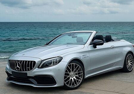 Mercedes-Benz C 63 AMG gebraucht kaufen Mercedes-Benz C 63 AMG CABRIO FACELIFT/GARANTIE/AMG-PERFOMANCE