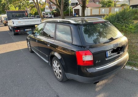 Audi A4 2.5TDI 120kW Avant -