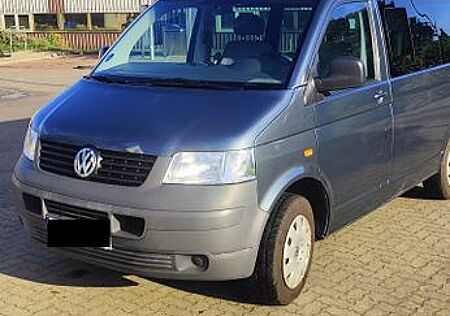 VW T5 Multivan Volkswagen Beach