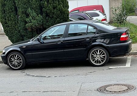 BMW 318i -