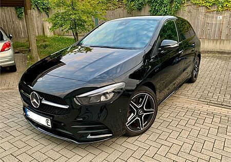 Mercedes-Benz B 250 e DCT - AMG Line / Night-Paket / J. Sterne