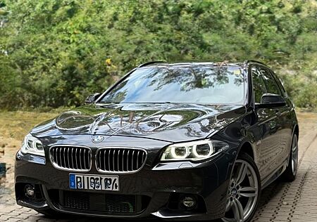 BMW 530d xDrive Touring A -