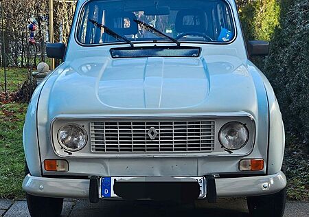 Renault R 4 Savane, kräftiger Motor