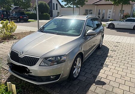 Skoda Octavia 2.0 TDI DSG Style Combi Style