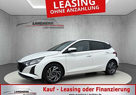 Hyundai i20 1.2 Family// Rückfahrkamera/Navigation