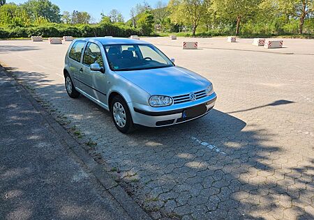 VW Golf Volkswagen 1.9TDI