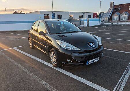 Peugeot 206 + 1.4 liter