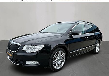 Skoda Superb Combi Elegance *Scheckheft *AHK