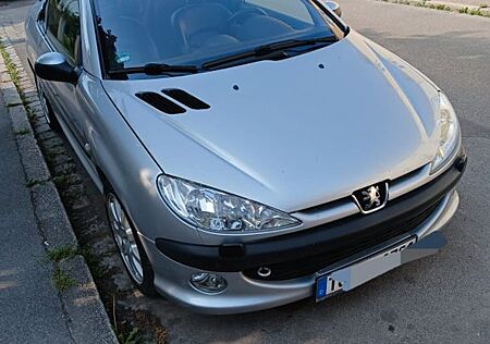 Peugeot 206 CC 135 -