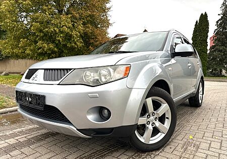 Mitsubishi Outlander 2.2 DI-D Intense 4WD