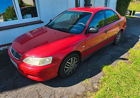 Honda Accord 1.8i LS , TÜV 6/26,LPG,3.Hand,Klima