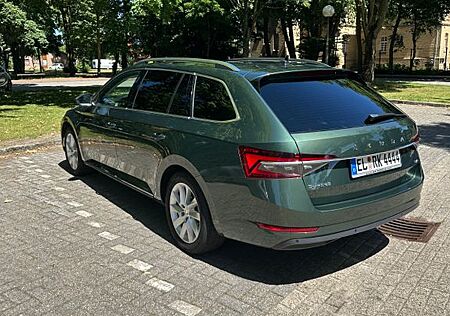 Skoda Superb 2.0 TDI SCR 140kW DSG 4x4 PREM EDI CO...