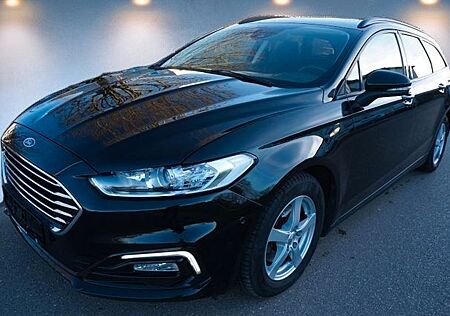 Ford Mondeo 2,0 BUSINESS**8G**NAV=LED=NOT=SPUR=SHZ=E6