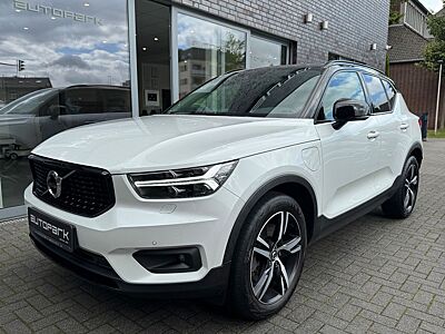 Volvo XC40 T5 R Design AdLED RFK BLIS ACC Plug-In Hybr
