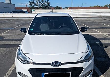 Hyundai i20 1.0 T-GDI 74kW blue Active Passion Activ...