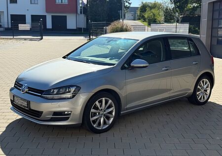 VW Golf Volkswagen VII Lim. Highline BMT DSG/