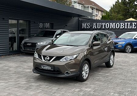 Nissan Qashqai Acenta 1.6-Sitzheiz-Navi-Xenon-1.Hand