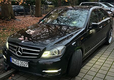 Mercedes-Benz C 180 AVANTGARDE AVANTGARDE
