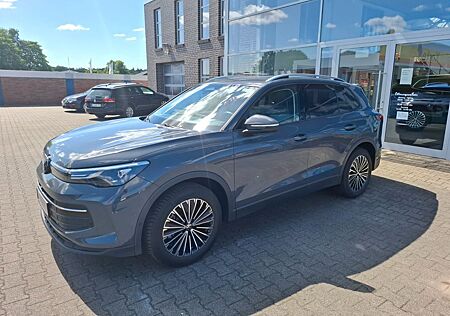 VW Tiguan Volkswagen Life 2.0 TDI 110 kW (150 PS) DSG
