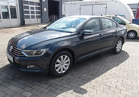VW Passat Volkswagen Lim. Trendline BMT Klima
