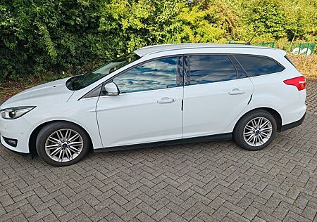 Ford Focus 1,5TDCi 88kW PowerShift Titanium Turnier