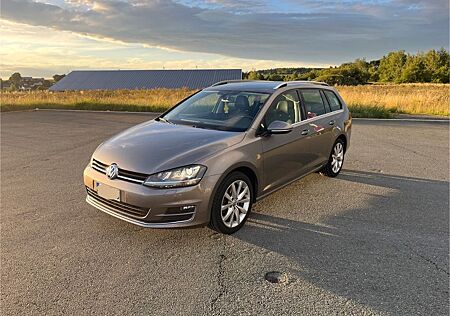 VW Golf Volkswagen 1.4 TSI DSG Highline Variant AHK Massage