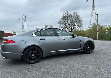 Jaguar XF 2.7 L V6 Diesel Premium Luxury