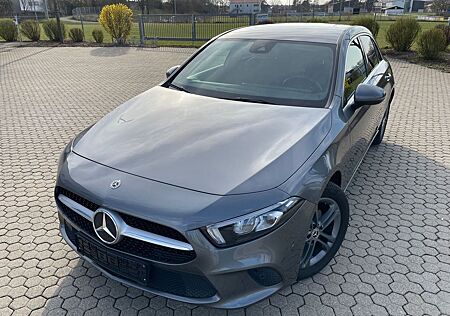 Mercedes-Benz A 200 Progressive-Paket MBUX Navigation Plus