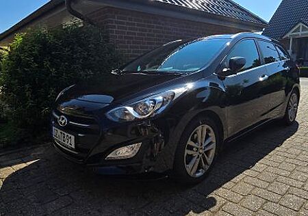 Hyundai i30 CW 1.6 GDI Style plus