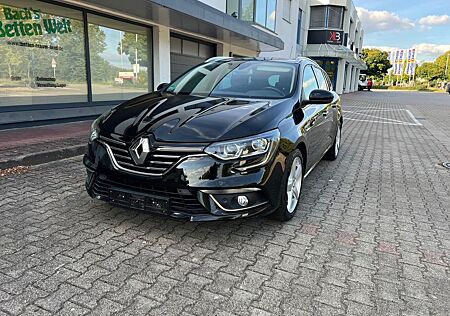 Renault Megane Bose Edition/*Navi/Led/kamera/Massage/Sitzhzg*