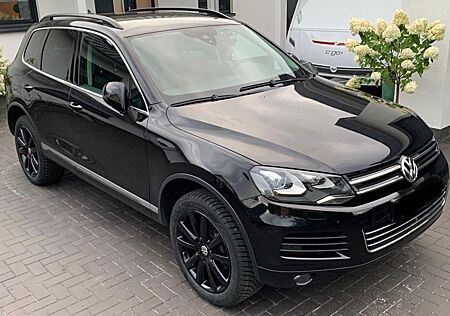 VW Touareg Volkswagen 3.0 V6 TDI*LEDER*SITZBELÜFTG*GEPFLEGT*