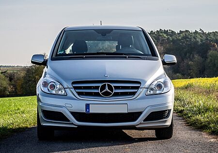 Mercedes-Benz B 170 -