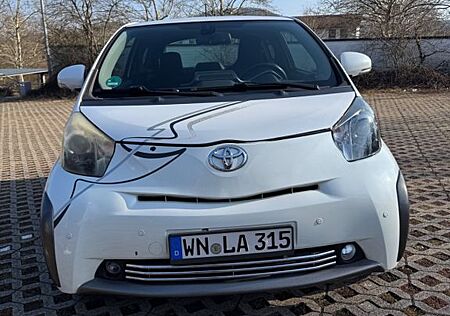 Toyota iQ 1,0-l-VVT-i -