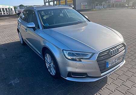 Audi A3 1.0 TFSI S tronic design Sportback design