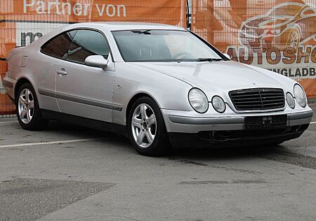 Mercedes-Benz CLK 200 Sport*Bluetooth*Klima*USB*