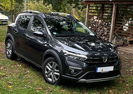 Dacia Sandero Stepway TCe Comfort TÜV 04/2027