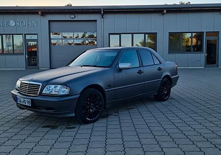Mercedes-Benz C 180 CLASSIC SELECTION Classic Selection