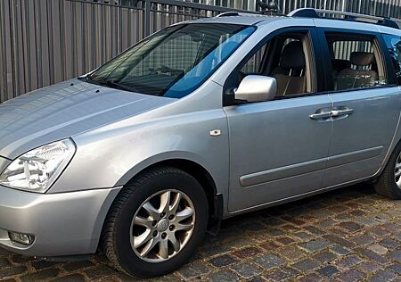 Kia Carnival 7Sitze AUTOMATIK 1.Hand TÜV.NAVI.AHK.SZ