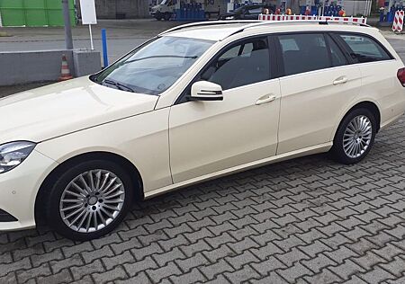 Mercedes-Benz E 250 CDI 4MATIC T Autom. 7G