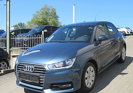 Audi A1 Sportback sport -NAVI-LEDER-SHZ-PDC-2.HAND