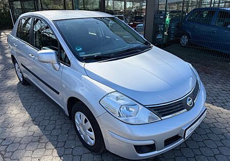 Nissan Tiida 1.6 Visia